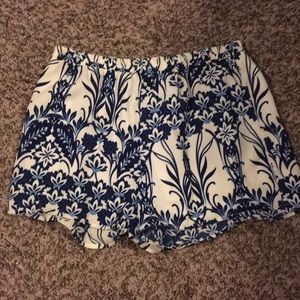 Boutique white & blue shorts